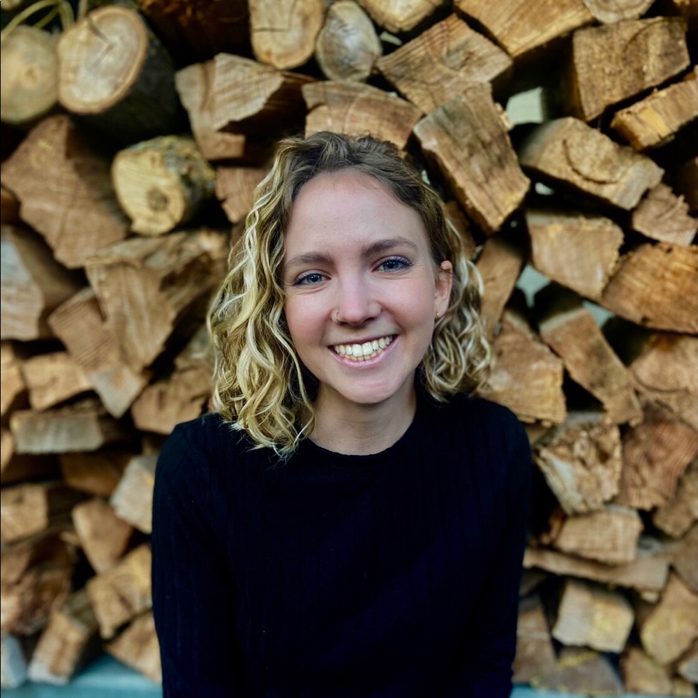 Meet your Posher, Kelly